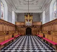 Interior de la capilla del Emmanuel College