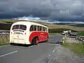 Este Pullman Guy Arab de 1951 ofrece actualmente un servicio semanal entre Hawes y Ribblehead en Yorkshire del Norte.