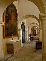 Arcadas entre capillas