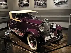 Eight 343 Convertible Sedán por Murphy (1927)
