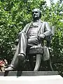Estatua a George Peabody , Mount Vernon Place, Baltimore, MD