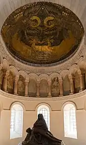 El mosaico y la pietà