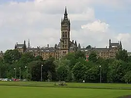 Edificio Gilbert Scott de la Universidad de Glasgow, ejemplo neogótico
