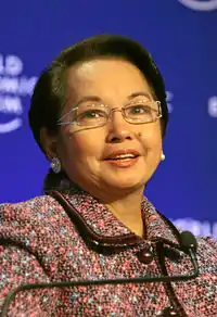 Gloria Macapagal Arroyo(2001-2010)77 años