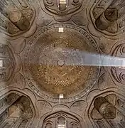Cúpula en la mezquita del Viernes de Isfahán ( Patrimonio de la Humanidad     (2012)), Irán, agregada en 1088-1089 por el visir selyúcida  Taj al-Mulk