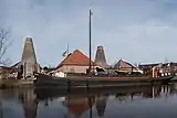 Hasselt, la habitación de invitados con dos hornos de cal monumentales