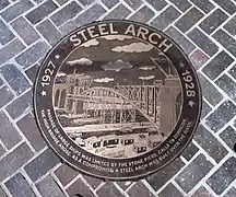 Arco de acero (1927-1928)