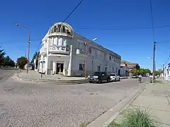 Hotel frente a la estación de tren