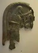 Relieve etrusco de bronce de la decoración de un carro de guerra. Museo arqueológico de Perugia.
