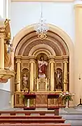 Lado izquierdo del altar