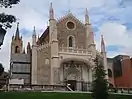 Iglesia de San Jerónimo el Real, en el barrio de Jerónimos