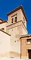 Torre de la iglesia, bien aragonés catalogado.