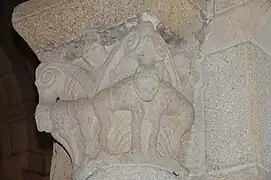 En la iglesia de San Pedro de Rates hay capiteles con escenas bíblicas como el episodio de Daniel y los Leones.