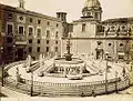 La plaza a principios del siglo XX.