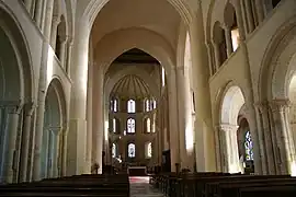 Interior de la nave
