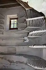 Interior del almacén de frutas del castillo de Nitray.
