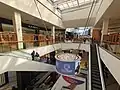 Interior visto desde el tercer piso en 2023