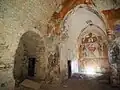 Interior de la parroquia, las pinturas no son antiguas