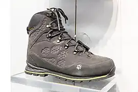 Bota de montaña