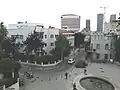 Una plaza de Tel Aviv que reúne algunos edificios al estilo Bauhaus que forman parte de la ciudad Blanca.