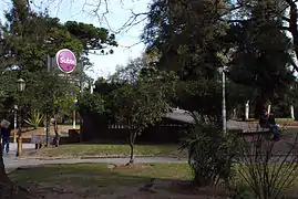 Acceso desde el parque