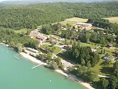 Playa del lago de Chalain.