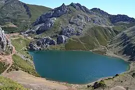 Lago de la Cueva.