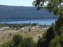 Villa Icalma y lago.