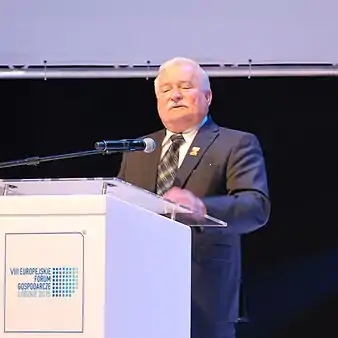 Lech WałęsaPeriodo (1990–1995)