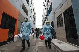 Ministerio de Defensa supervisa labor del Ministerio de Salud durante la Operación Tayta en La Victoria y Ventanilla, Lima Metropolitana.