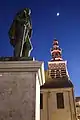 Estatua de Egmont e iglesia de la Asunción, plaza mayor