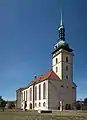 La iglesia: kostel Nanebevzetí Panny Mari
