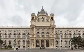 El gemelo Naturhistorisches Museum (1872-1891)