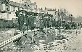 La inundación en Quai de Passy.