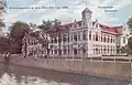 Oficina NILLMIJ de Moojen (1909), ahora parcialmente demolida para dar paso a la construcción de carreteras.