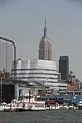 Con el Empire State