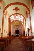 Interior de la misión.