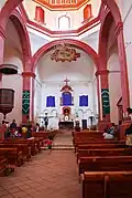 Interior de la misión.