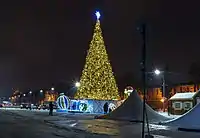 Árbol de Navidad en la plaza