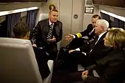 Interior de un Marine One VH-3D Sea King transportando al presidente Barack Obama