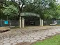 Pórtico de acceso al parque Percy Hill