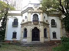 Edificio interno.