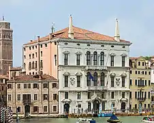 Palazzo Balbi, Alessandro Vittoria, 1582