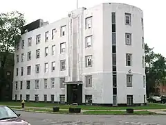 Edificio de apartamentos en Whitmore y Manderson