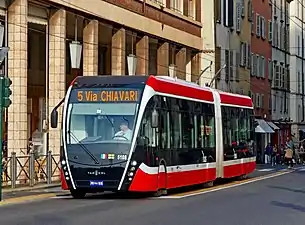 Un trolebús en Parma, Italia