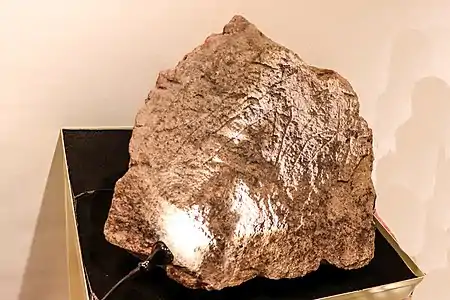 Piedra con grabados esquemáticos del yacimiento íbero de Les Maleses
