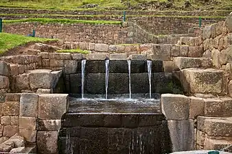 Fuente inca en Tipón