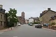 La calle y la Iglesia.