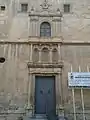 Portada del convento.