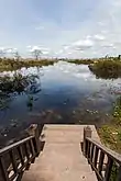 Lago junto al templo.